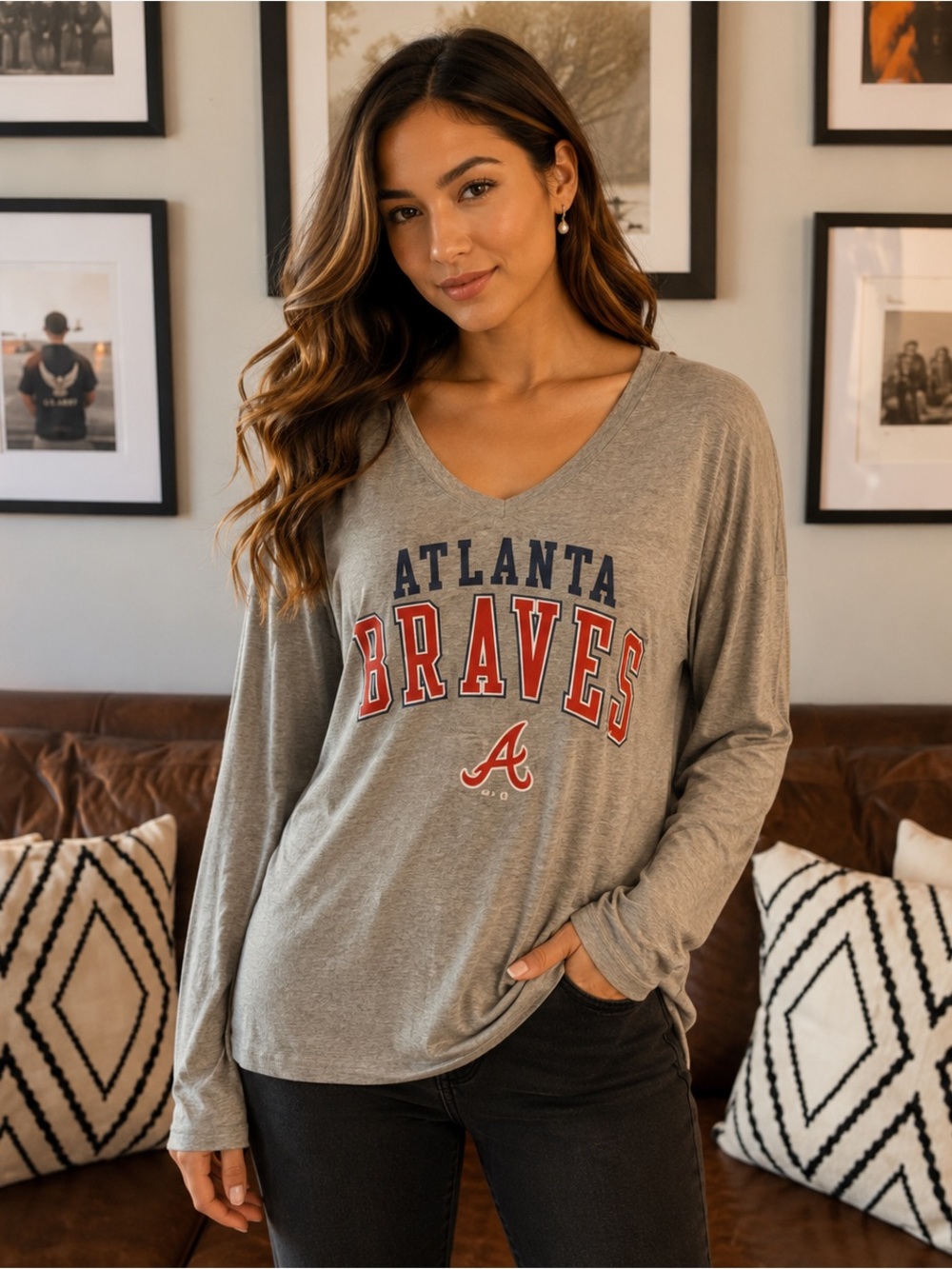 NWT Atlanta Braves Ladies Long Sleeve Gray Shirt